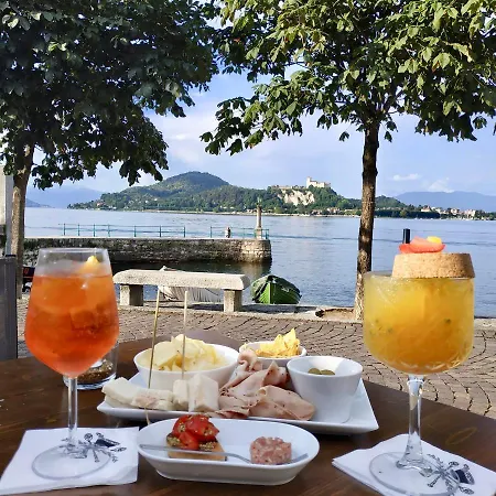 The Secret Garden In Piazza Del Popolo 16 Historical Center * Arona