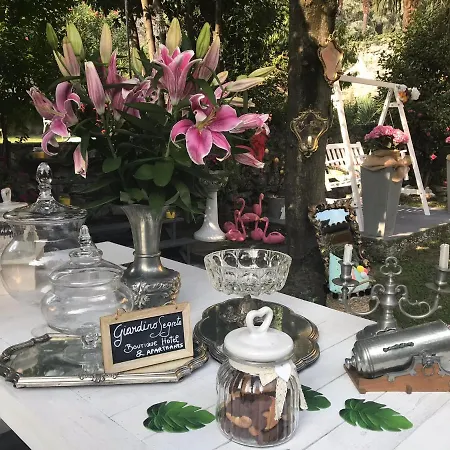 Villa The Secret Garden In Piazza Del Popolo 16 Historical Center Arona