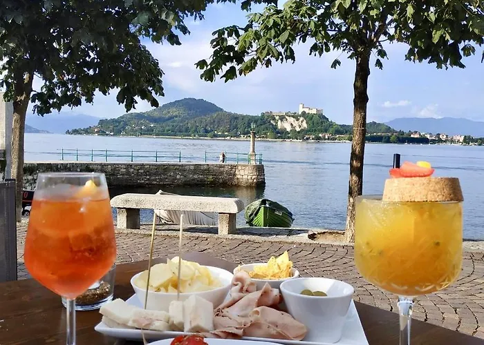 The Secret Garden In Piazza Del Popolo 16 Historical Center * Arona